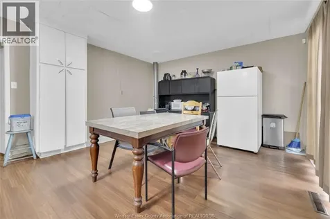 227 Bridge Avenue Windsor ON N9B 2M1