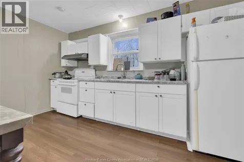 227 Bridge Avenue Windsor ON N9B 2M1