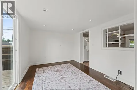 2163 Wellesley Avenue Windsor ON N8W 2E8