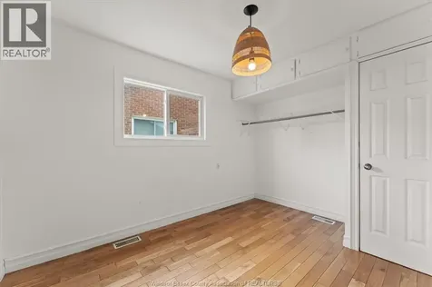2163 Wellesley Avenue Windsor ON N8W 2E8