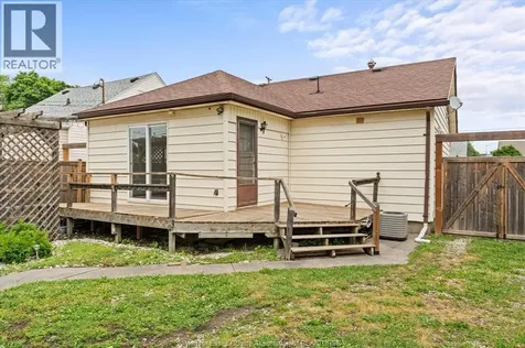 2163 Wellesley Avenue Windsor ON N8W 2E8