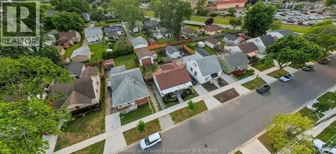 2163 Wellesley Avenue Windsor ON N8W 2E8