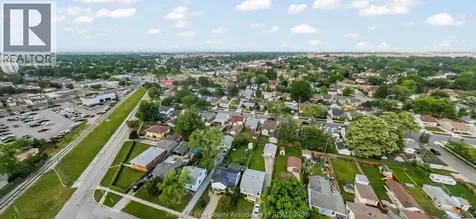 2163 Wellesley Avenue Windsor ON N8W 2E8