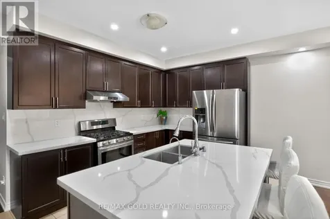28 Weatherall Avenue Cambridge ON N3H 0C4