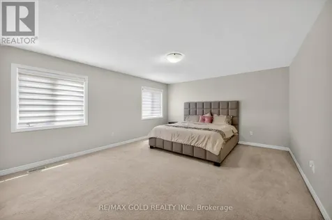 28 Weatherall Avenue Cambridge ON N3H 0C4