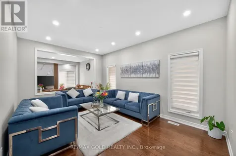 28 Weatherall Avenue Cambridge ON N3H 0C4