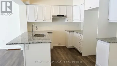 8 Watermill Street Kitchener ON N2P 0H5