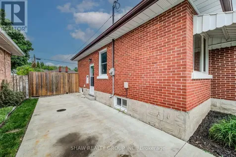 468 Highland Road Kitchener ON N2M 3W7