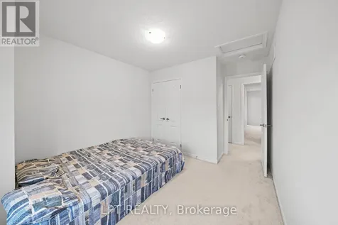 24 Bee Crescent Brantford ON N3T 0V7