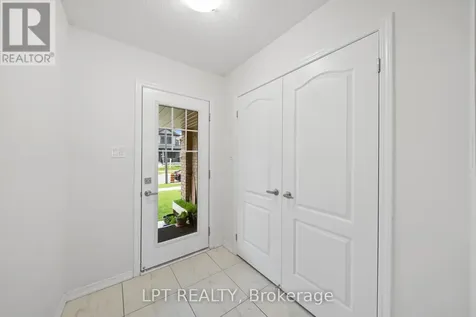 24 Bee Crescent Brantford ON N3T 0V7