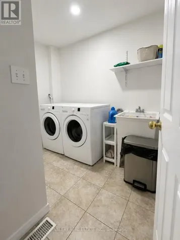 21 Sorrento Street Kitchener ON N2R 0A4