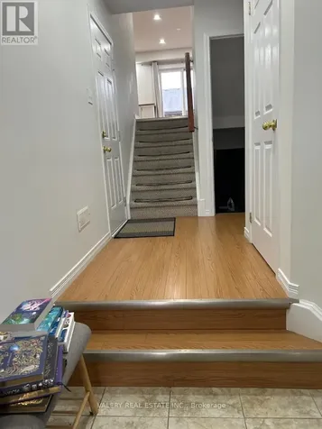 21 Sorrento St Street Kitchener ON N2R 0A4