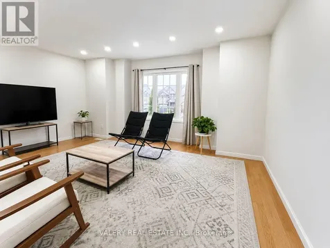 21 Sorrento Street Kitchener ON N2R 0A4