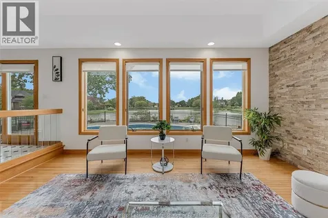 847 Lake Shore Drive Windsor ON N9G 2R1