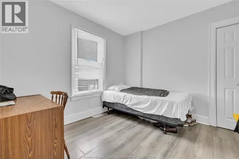 3497 Peter Street Windsor ON N9C 1J4