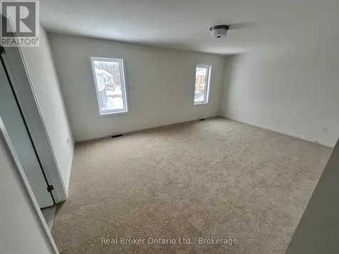 26 Mckernan Avenue Brantford ON N3V 0C2