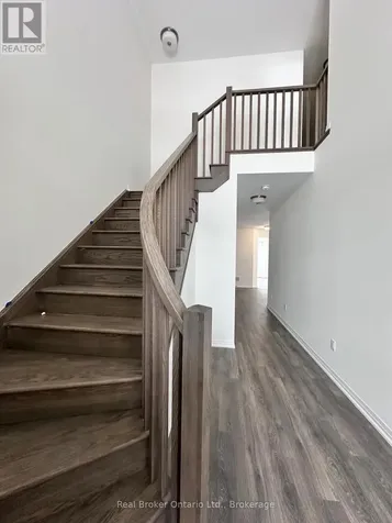 26 Mckernan Avenue Brantford ON N3V 0C2