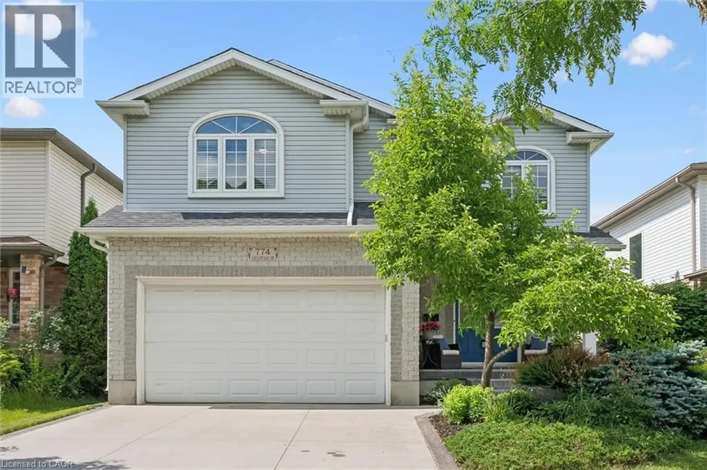 774 Chesapeake Drive Waterloo ON N2K 4A6