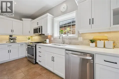 774 Chesapeake Drive Waterloo ON N2K 4A6