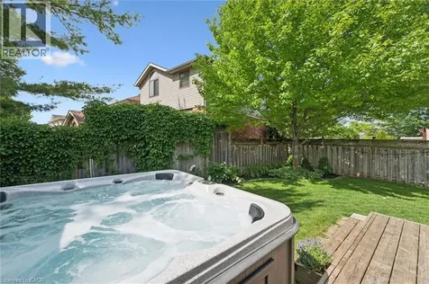 774 Chesapeake Drive Waterloo ON N2K 4A6