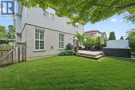 774 Chesapeake Drive Waterloo ON N2K 4A6