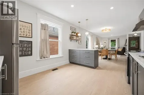 166 East Avenue Brantford ON N3S 3M6