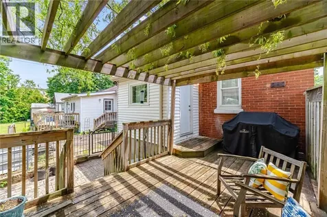 166 East Avenue Brantford ON N3S 3M6