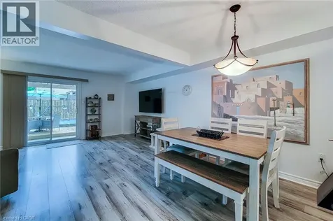 8 Dalton Gate Stoney Creek ON L8J 1Z4
