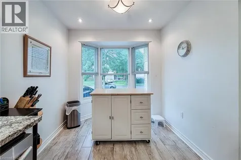 8 Dalton Gate Stoney Creek ON L8J 1Z4