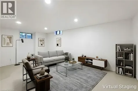 8 Dalton Gate Stoney Creek ON L8J 1Z4