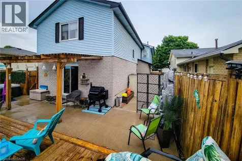 8 Dalton Gate Stoney Creek ON L8J 1Z4