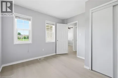 48 Griffiths Avenue Cambridge ON N1P 1J6