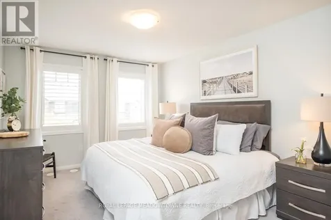565 Pharo Point Milton (wi Willmott) ON L9T 8H6