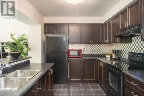 565 Pharo Point Milton (wi Willmott) ON L9T 8H6