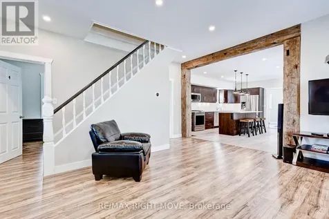 209 Atherley Road Orillia ON L3V 1N6
