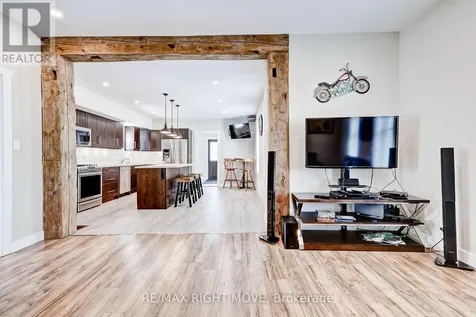 209 Atherley Road Orillia ON L3V 1N6