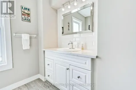 209 Atherley Road Orillia ON L3V 1N6