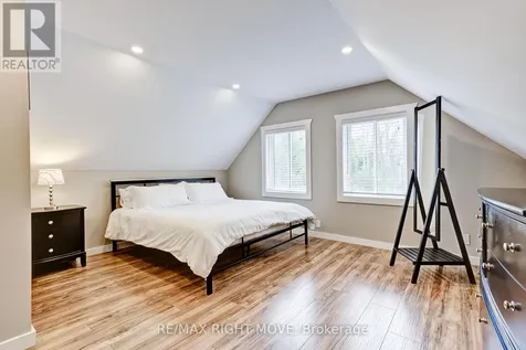 209 Atherley Road Orillia ON L3V 1N6