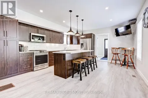 209 Atherley Road Orillia ON L3V 1N6