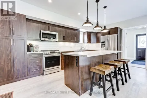 209 Atherley Road Orillia ON L3V 1N6
