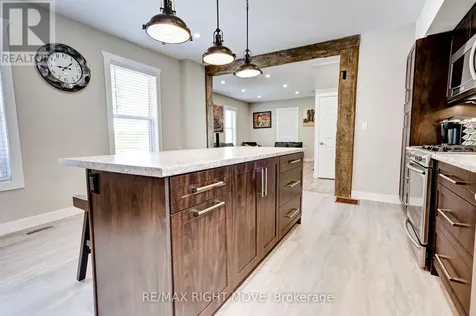 209 Atherley Road Orillia ON L3V 1N6