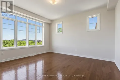 55 Gerden Drive Richmond Hill ON L4S 0H1