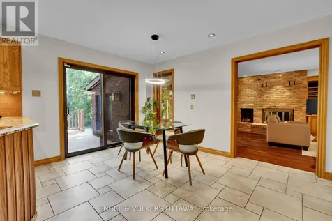 7 Mid Pines Grove Ottawa ON K2R 1B7