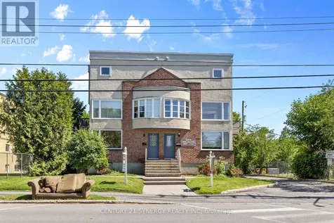 1204 Shillington Avenue Ottawa ON K1Z 7Z4