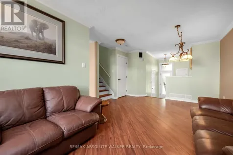 1824 Hennessy Crescent Ottawa ON K4A 3X8