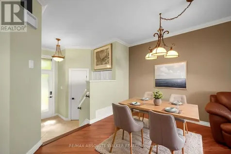1824 Hennessy Crescent Ottawa ON K4A 3X8