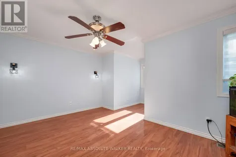 1824 Hennessy Crescent Ottawa ON K4A 3X8
