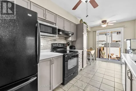 1826 Hennessy Crescent Ottawa ON K4A 3X8