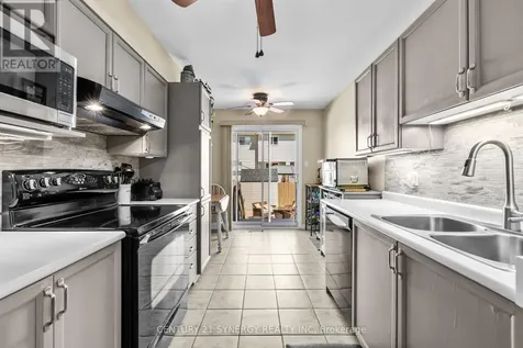 1826 Hennessy Crescent Ottawa ON K4A 3X8