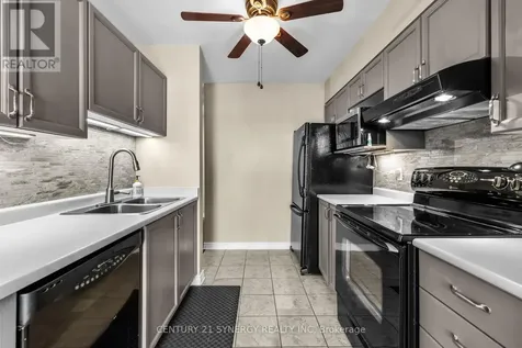 1826 Hennessy Crescent Ottawa ON K4A 3X8